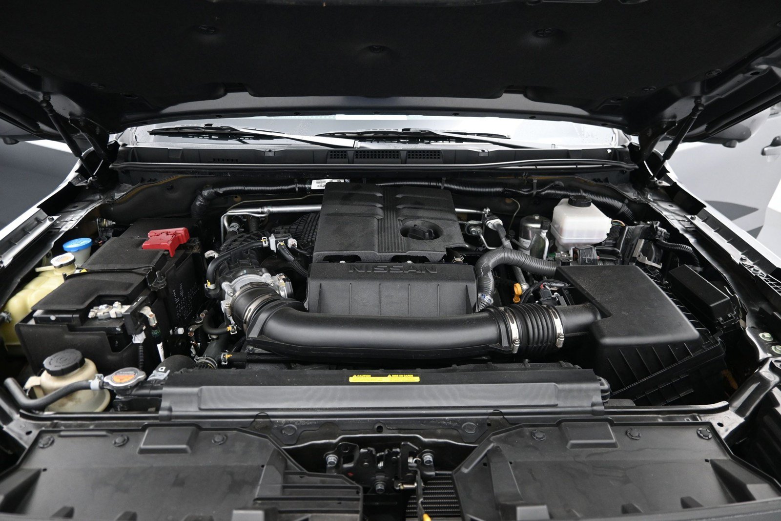 Used 2024 Nissan Frontier Pro-X w/ Pro Convenience Package RWD image 11