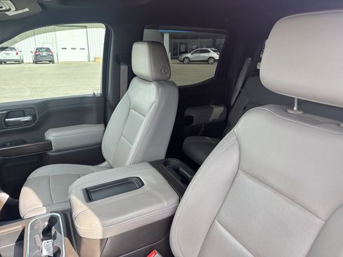 Used 2021 GMC Sierra 1500 SLT w/ SLT Premium Package image 11