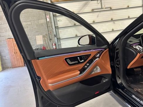 Used 2021 Mercedes-Benz S 580 4MATIC Sedan image 11