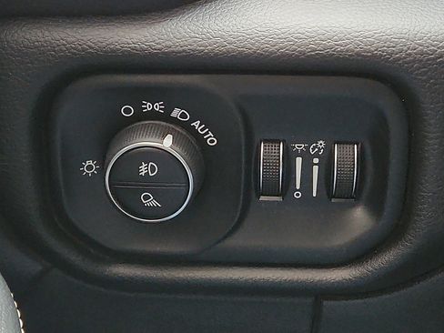 Used 2024 RAM 2500 Laramie image 16