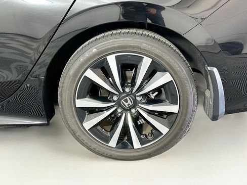 Used 2024 Honda Civic EX image 11