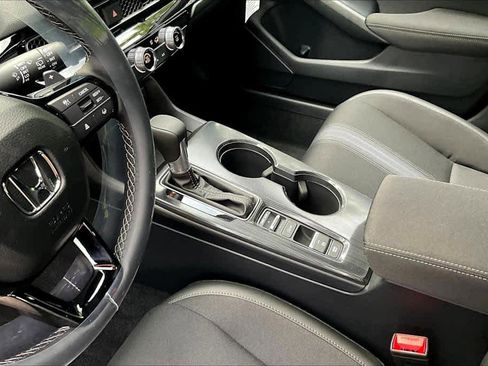 New 2025 Honda Civic Sport image 13