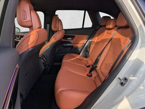 Certified 2026 Mercedes-Benz GLC 300 image 17