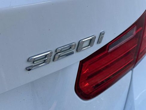 Used 2014 BMW 320i xDrive Sedan AWD/4WD image 33