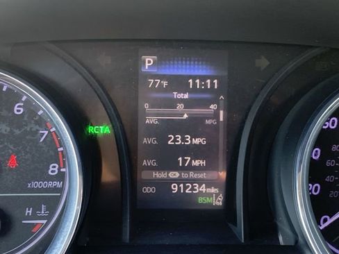 Certified 2020 Toyota Camry SE w/ Convenience Package image 20