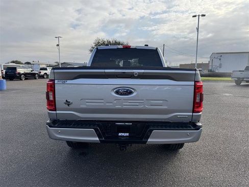 Certified 2022 Ford F150 XLT w/ Equipment Group 302A High image 4