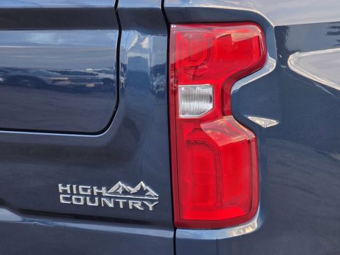 Used 2023 Chevrolet Silverado 1500 High Country w/ Technology Package image 13