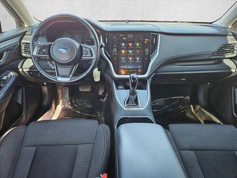 Used 2022 Subaru Outback Premium image 16