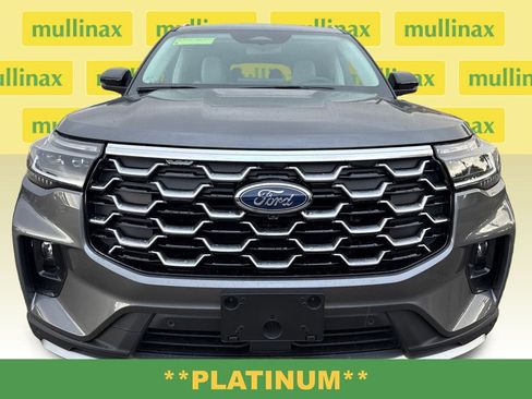 New 2026 Ford Explorer Platinum w/ LUX Leather Package image 13