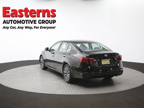 Used 2023 Nissan Altima 2.5 SV FWD image 65