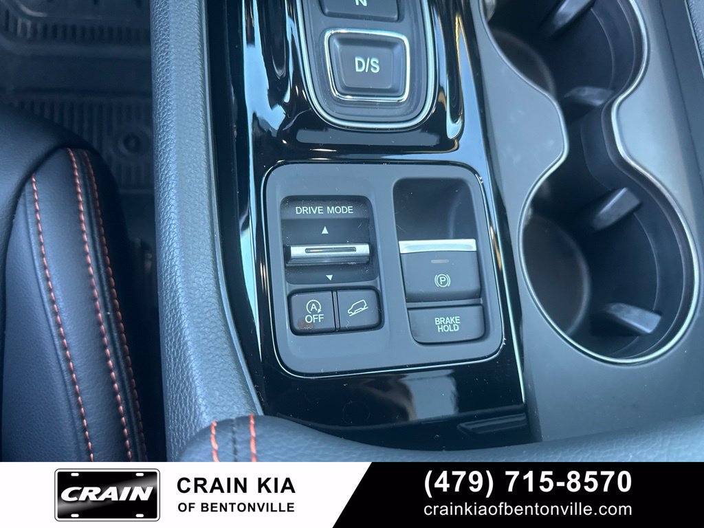 Used 2025 Honda Pilot TrailSport image 30