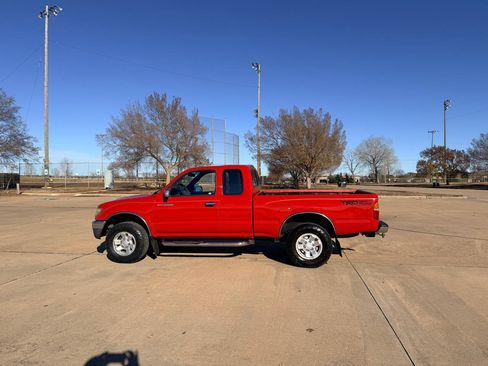 Used 1997 Toyota Tacoma SR5 image 6