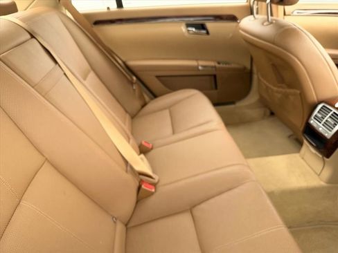 Used 2007 Mercedes-Benz S 550 image 17