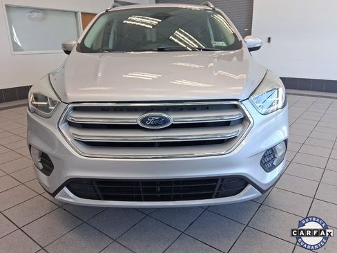 Used 2019 Ford Escape Titanium w/ U9j03 - Titanium Tow Package image 4