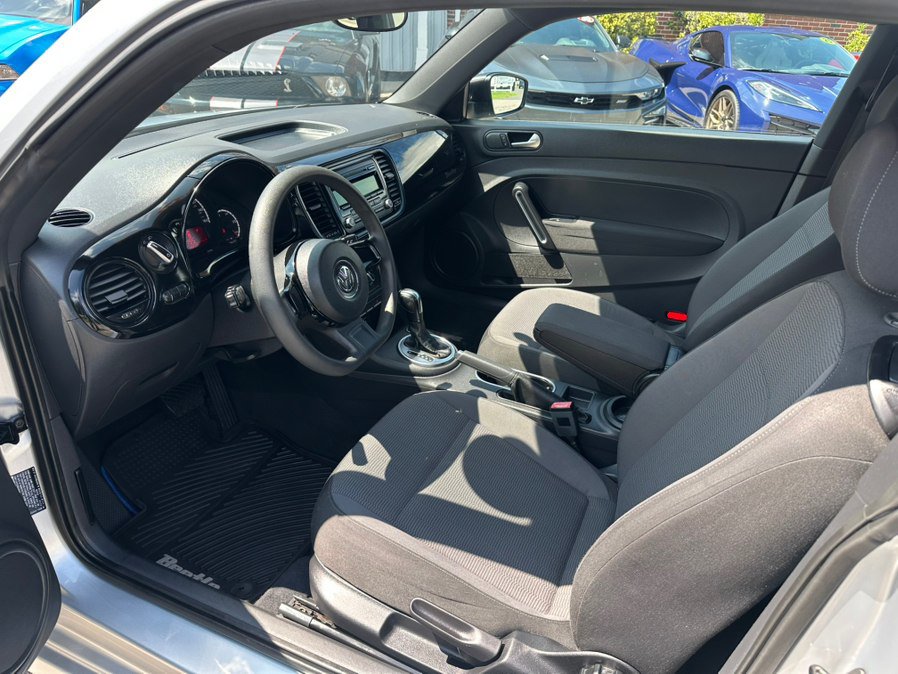 Used 2014 Volkswagen Beetle 1.8T FWD image 11