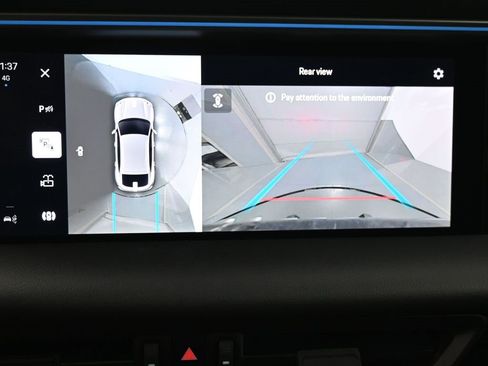 Used 2024 Porsche Macan 4 Electric image 11