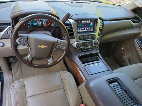 Used 2019 Chevrolet Tahoe Premier image 11