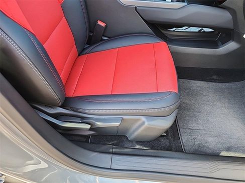 New 2025 Chevrolet Equinox EV RS image 27