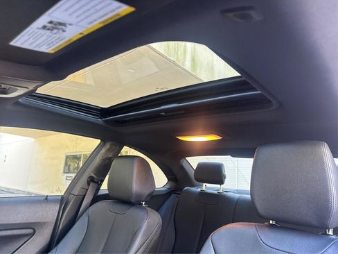 Used 2017 BMW 230i Coupe image 20