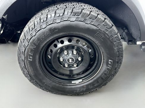 Used 2023 Ford Bronco Black Diamond image 33