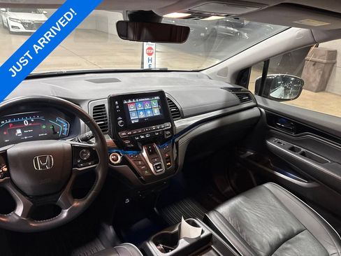 Used 2023 Honda Odyssey Elite image 6