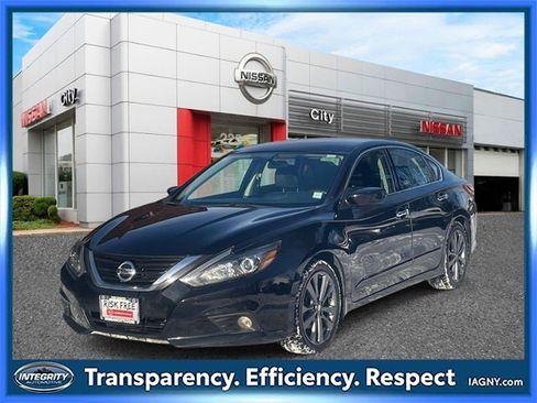 Used 2018 Nissan Altima 2.5 SR w/ SR Special Edition image 4
