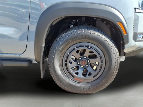 New 2026 Nissan Frontier PRO-4X w/ Tow Package image 9