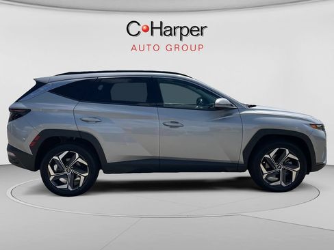 Used 2022 Hyundai Tucson Limited AWD/4WD image 2