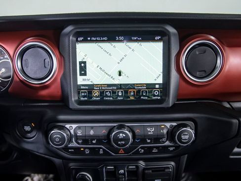 Used 2023 Jeep Wrangler Unlimited Rubicon AWD/4WD image 25