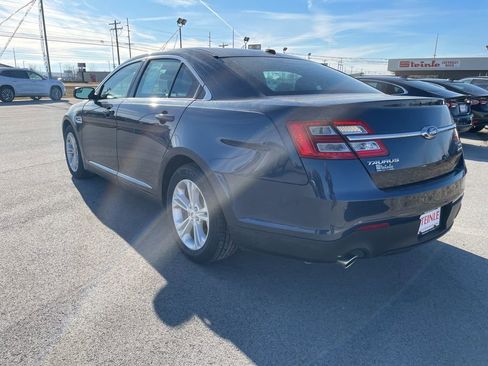 Used 2016 Ford Taurus SEL w/ Equipment Group 201A image 5