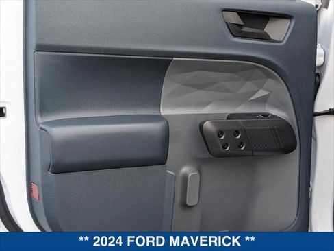 New 2024 Ford Maverick Lariat w/ Tremor Off-Road Package image 25