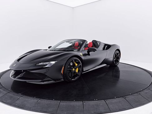Used 2024 Ferrari SF90 Spider AWD/4WD image 22
