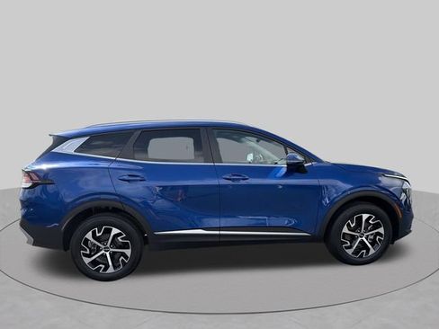Used 2024 Kia Sportage EX AWD/4WD image 40