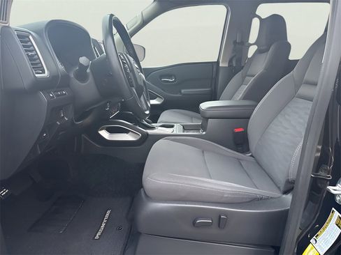 Used 2023 Nissan Frontier SV w/ SV Convenience Package image 10