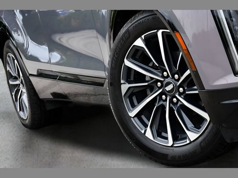 Certified 2024 Cadillac Lyriq Sport AWD/4WD image 11