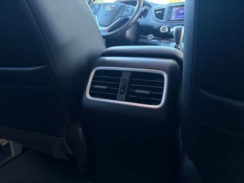 Used 2016 Honda CR-V Touring image 31