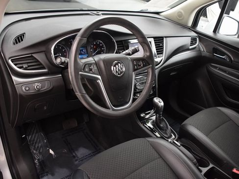 Used 2022 Buick Encore Preferred w/ Safety Package image 19