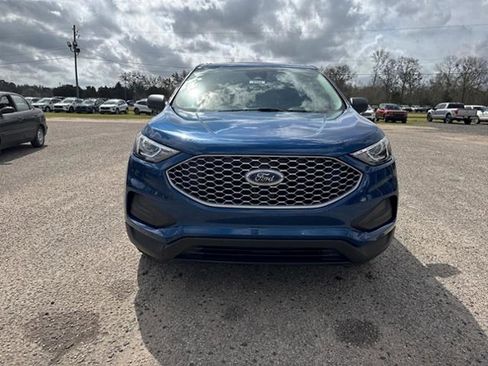 New 2024 Ford Edge SE image 3