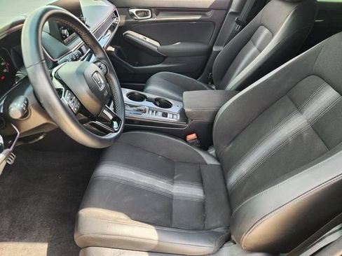 Used 2025 Honda Civic Sport image 13