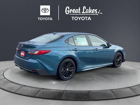 New 2026 Toyota Camry SE image 5