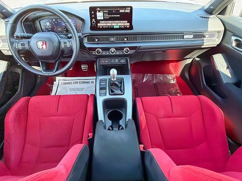 Used 2024 Honda Civic Type R image 15