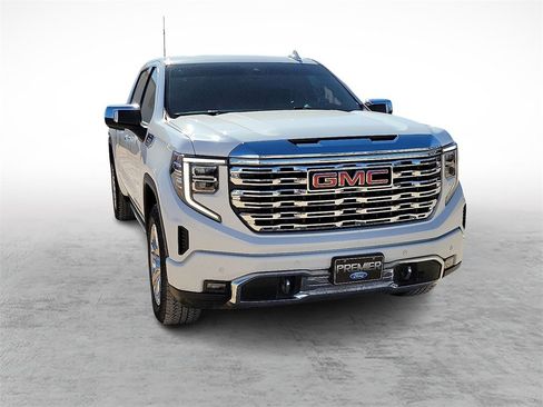 Used 2023 GMC Sierra 1500 Denali image 2