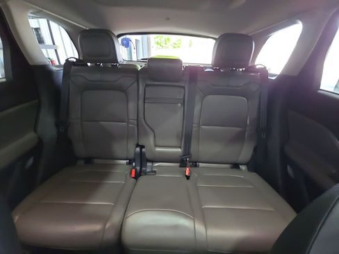 Used 2025 Lincoln Corsair AWD w/ Equipment Group 101A image 27