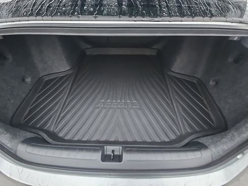Certified 2021 Honda Accord EX image 28
