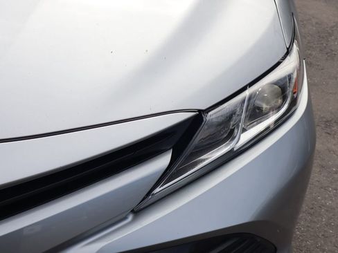 Used 2019 Toyota Camry LE w/ Sunroof Package image 11