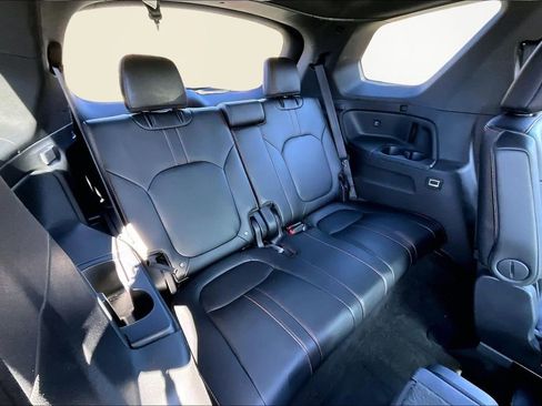 Certified 2024 Honda Pilot TrailSport image 18