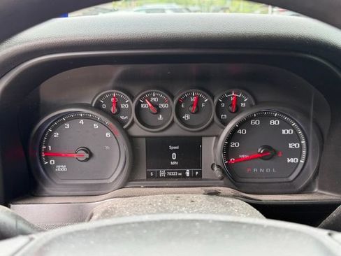 Used 2020 Chevrolet Silverado 1500 Custom w/ Custom Max Trailering Package AWD/4WD image 11