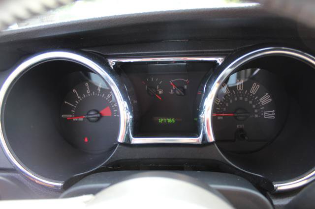 Used 2007 Ford Mustang Premium RWD image 16