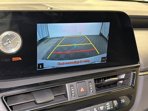 Certified 2024 Lexus ES 350 w/ Premium Package image 28