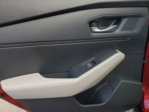 Used 2024 Honda Accord EX image 12